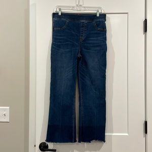 Spanx Cropped Flare Jeans - medium wash - size large (10/12) - like new!